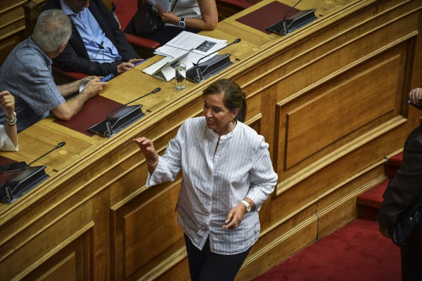 Μπακογιάννη: Ο Καμμένος αποδεικνύεται τζάμπα μάγκας - Κρύβεται πίσω από την ασυλία του