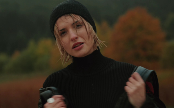 Η Κατερίνα Λιόλιου παρουσιάζει το νέο της τραγούδι «Σου έλειψα Ή όχι;»