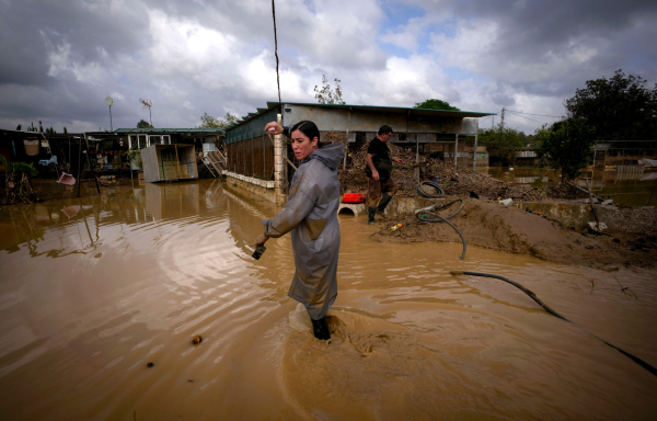 SOS των ειδικών για τις πλημμύρες: Μπορεί να συμβεί στην Ελλάδα ό,τι συνέβη στη Βαλένθια;