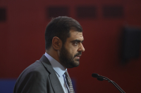 Μαρινάκης για Προανακριτική: Η κυβέρνηση δεν θα σταθεί εμπόδιο - Παραπληροφόρηση γύρω από τα Τέμπη