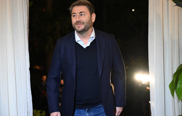 Ανδρουλάκης: Η κυβέρνηση εργαλειοποίησε τα βάσανα του λαού για να έχει υπερέσοδα