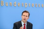 Χαιρετίζει τη συμφωνία για την Ελλάδα ο Ζάιμπερτ