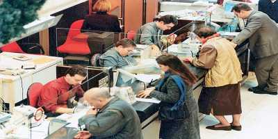 Συνολική ρύθμιση για τα "κόκκινα δάνεια" ζητά τώρα η τρόικα