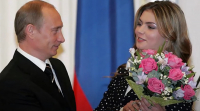 Ο Πούτιν φέρεται να «κρύβει» την ερωμένη του, Αλίνα Καμπάεβα και τα παιδιά τους στην Ελβετία (βίντεο)