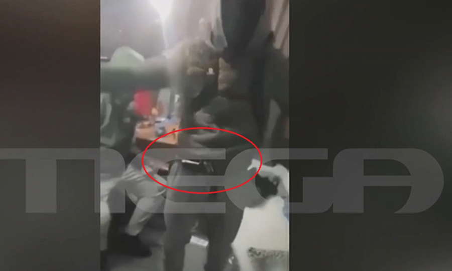 Ζωγράφου: Βίντεο ντοκουμέντο με όπλα μέσα στις εστίες -Ποιος ο ρόλος της δόκιμης αστυνομικού που συνελήφθη (βίντεο)