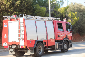 Υπό μερικό έλεγχο η φωτιά σε ελαιοτριβείου στην Ορμύλια Χαλκιδικής