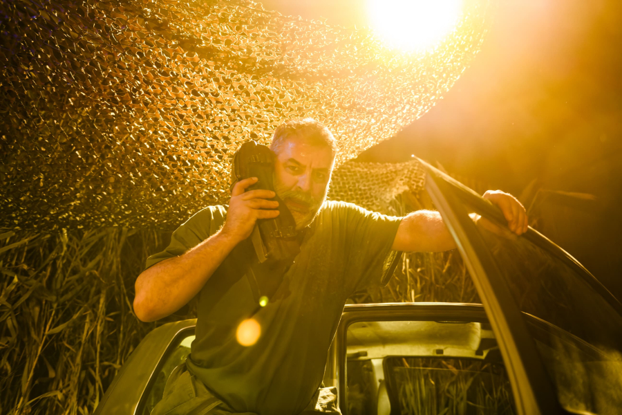 Ο «Σωσμένος» Βασίλης Μπισμπίκης - Πρώτες φωτογραφίες από την παράσταση με την Κιτσοπούλου