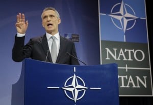 Στόλτενμπεργκ: Μέλος του ΝΑΤΟ η πΓΔΜ αφού επιλυθεί το ονοματολογικό