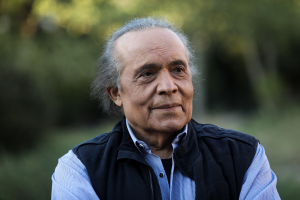 Πέθανε ο σπουδαίος τραγουδιστής Λάκης Χαλκιάς - Η ανακοίνωση της οικογένειάς του
