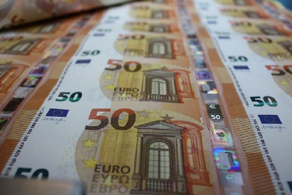 Αυξήθηκαν τα ληξιπρόθεσμα χρέη του δημοσίου τον Οκτώβριο - Στα 2,6 δισ. ευρώ οι οφειλές στους ιδιώτες