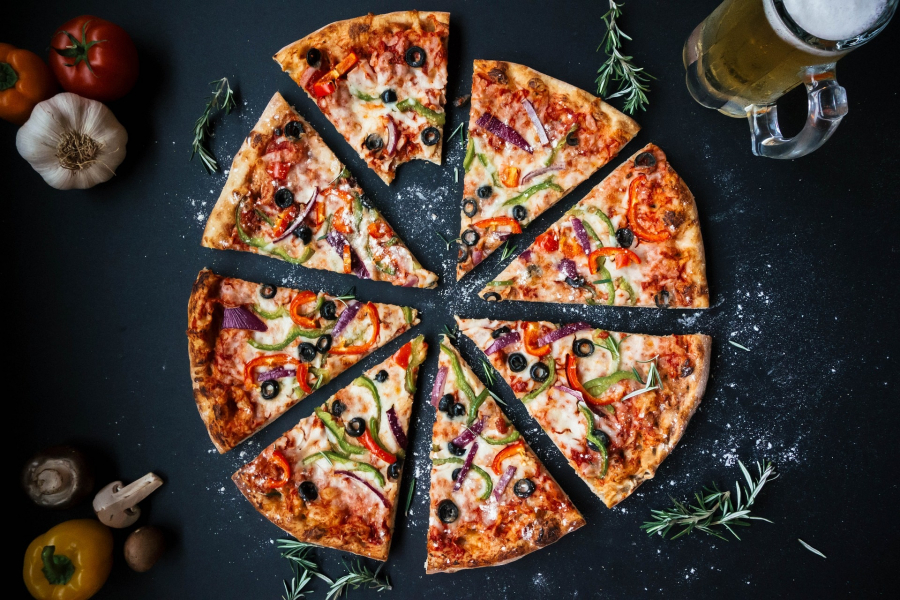Βαρύ πλήμα για την Domino's pizza, γιατί μειώθηκαν οι πωλήσεις της