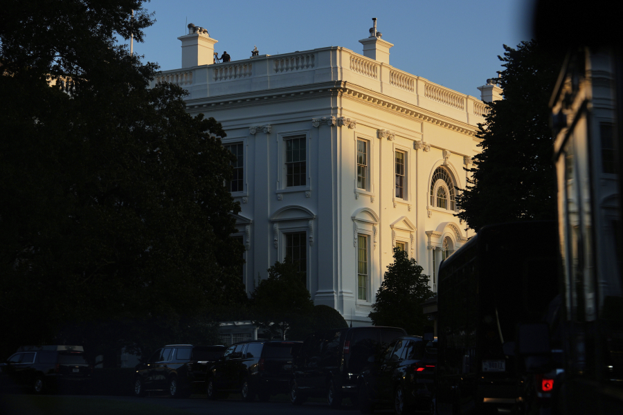 Μόνο με επίσημη πρόσκληση θα μεταβούν οι Ευρωπαίοι ηγέτες στον Λευκό Οίκο - Τι προτείνει ο Τραμπ