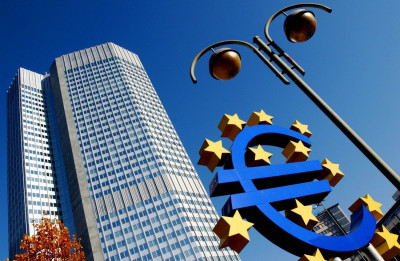 ΕΚΤ: Σενάριο για σταδιακό περιορισμό της αγορά κρατικών ομολόγων