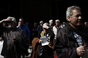 Στα προαπαιτούμενα το «πάγωμα» συντάξεων για ένα επιπλέον έτος