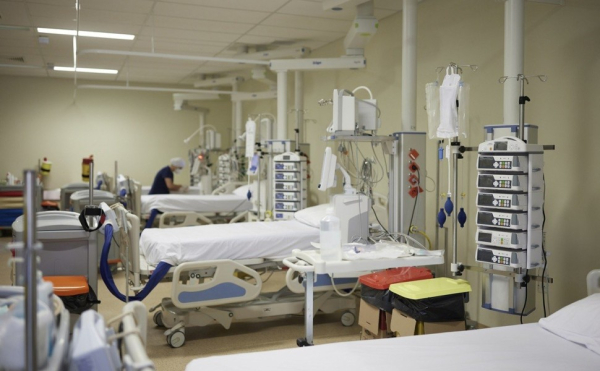 Χαροπαλεύει η 20χρονη με καλπάζουσα μηνιγγίτιδα - Κρίσιμες οι επόμενες ώρες