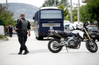 Πυροβολισμοί στο Μενίδι με δύο τραυματίες