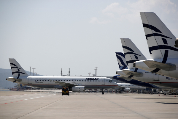 Η Aegean Airlines και η κρίση στη Μέση Ανατολή, ομόλογο της ΔΕΗ με απόδοση 8%, η Koufonisi Estate της Εριέττα Κούρκουλου, η Hypodome, ο Σύλλογος Αποφοίτων Κολλεγίου Αθηνών και η μεζονέτα στην Κηφισιά