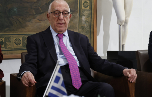 Ο Νικήτας που ξαφνικά αγάπησε τον Στουρνάρα