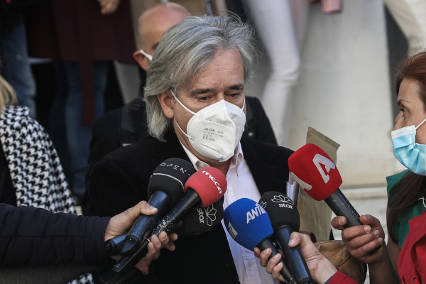 Ο Πλεύρης προαναγγέλλει μηνύσεις μετά τις αναφορές Κούγια: «Πλήρης νομική υποστήριξη στον Ηλιάδη»