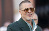 Ύδρα: Εικόνες από τα σκηνικά της ταινίας με πρωταγωνιστή τον Μπραντ Πιτ – Τι λένε οι κάτοικοι