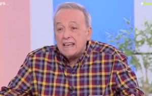 Συγκινήθηκε on air ο Ανδρέας Μικρούτσικος: Η αναφορά στον αδερφό του, Θάνο