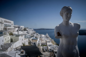 Αύξηση μισθών στους εργαζόμενους στα ενοικιαζόμενα δωμάτια, ποιους αφορά