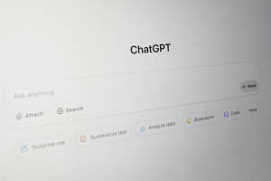Άνδρας πήρε συμβουλές διατροφής από το ChatGPT και κατέληξε στο νοσοκομείο με παραισθήσεις