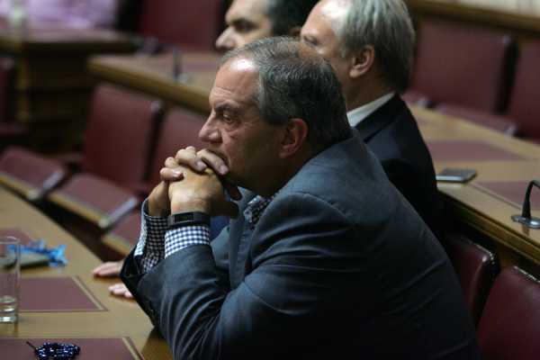 Καραμανλής: Η Ελλάδα εκτός Ευρώπης εκτίθεται σε κινδύνους