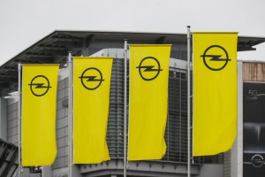 Εθελούσιες εξόδους προετοιμάζει η Opel