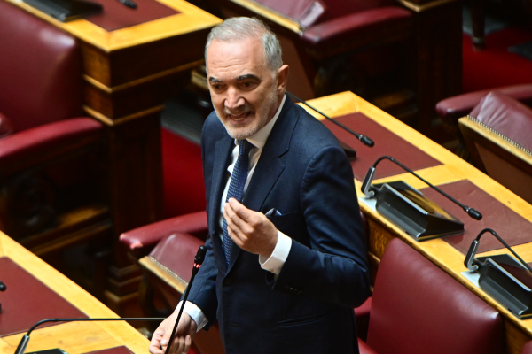 Σαλμάς για Γεωργιάδη: Οι δηλώσεις του δεν έχουν καμία αξία, πουλούσε επιστολές του Ιησού