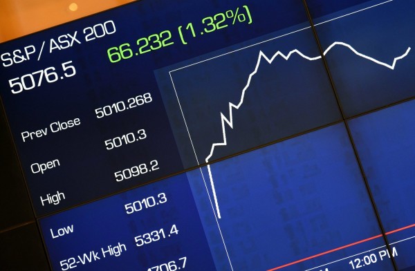 FT: Νέο χαμηλό για τα ελληνικά ομόλογα