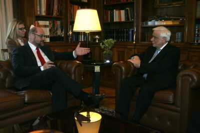 Παυλόπουλος σε Σούλτς: Να στηριχθεί ο άνθρωπος και το κοινωνικό κράτος