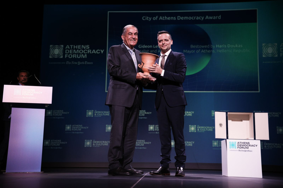 Στον Ισραηλινό δημοσιογράφο Γκίντεον Λέβι το Βραβείο Δημοκρατίας της Πόλης των Αθηνών 2025