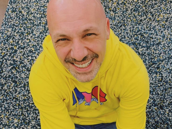 Ξέσπασε ο Νίκος Μουτσινάς: «Tι δικαιώματα έχουμε εμείς οι δηλωμένες;»