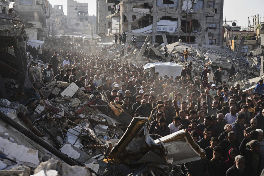 Η Χαμάς διαπραγματεύεται νέα ανακωχή στη Γάζα, «στερεύουν» οι προμήθειες