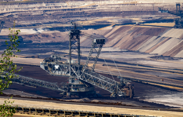 ΔΕΗ: Από τον λιγνίτη στην πράσινη ενέργεια και τα data centers - Το σχέδιο για την «West Macedonia Valley»