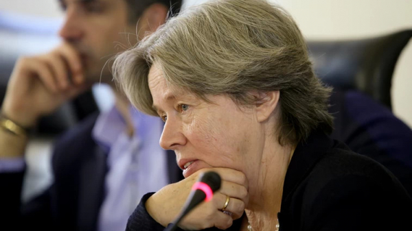 «Βόμβα» από Λινού: «Λάθος το μήνυμα της Πολιτείας για την Όμικρον»