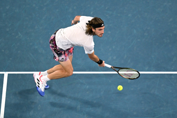 Έχασε ο Στέφανος Τσιτσιπάς: Ήττα με 3-0 σετ από τον Τζόκοβιτς στον τελικό του Australian Open