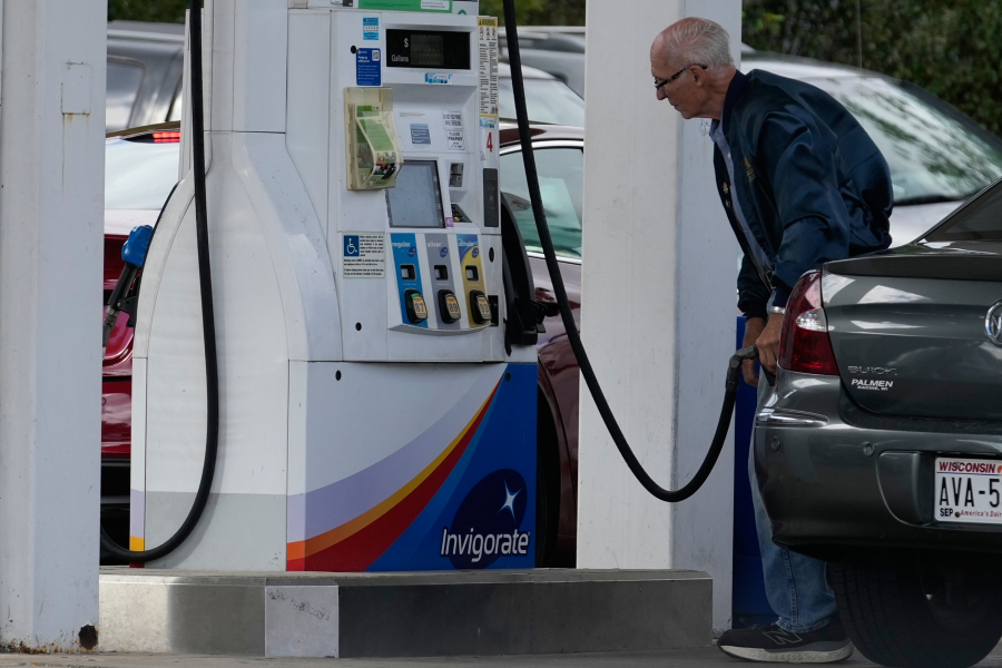 Πετρέλαιο: Στα 102 δολάρια με φόντο τις γεωπολιτικές εντάσεις