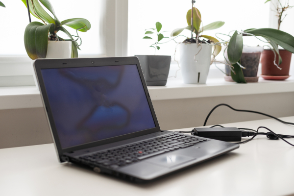 Γιατί ορισμένα laptop δεν φορτίζουν ποτέ στο 100%