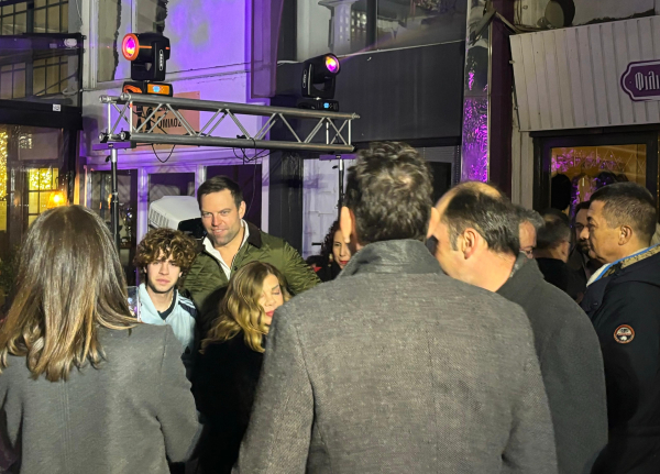 Κασσελάκης: «Όταν άλλοι κλείνουν γραφεία, εμείς ανοίγουμε»