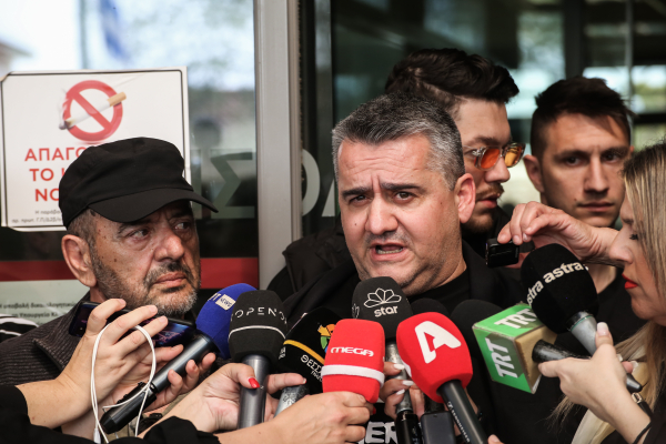 Πλακιάς σε Τριαντόπουλο: «Πέταξες τα παιδιά μου - Γιατί δεν πάμε κατευθείαν στο δικαστήριο να τελειώνουμε;»