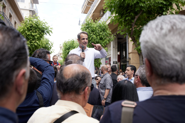 Θα πάει ο Μητσοτάκης στον τελικό του Conference League στη Ν. Φιλαδέλφεια;