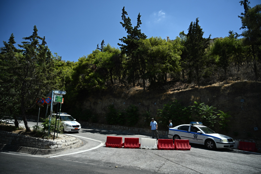 Έκλεισε ο Λυκαβηττός, μέχρι νεοτέρας - Οι 10 περιοχές σε συναγερμό για φωτιά