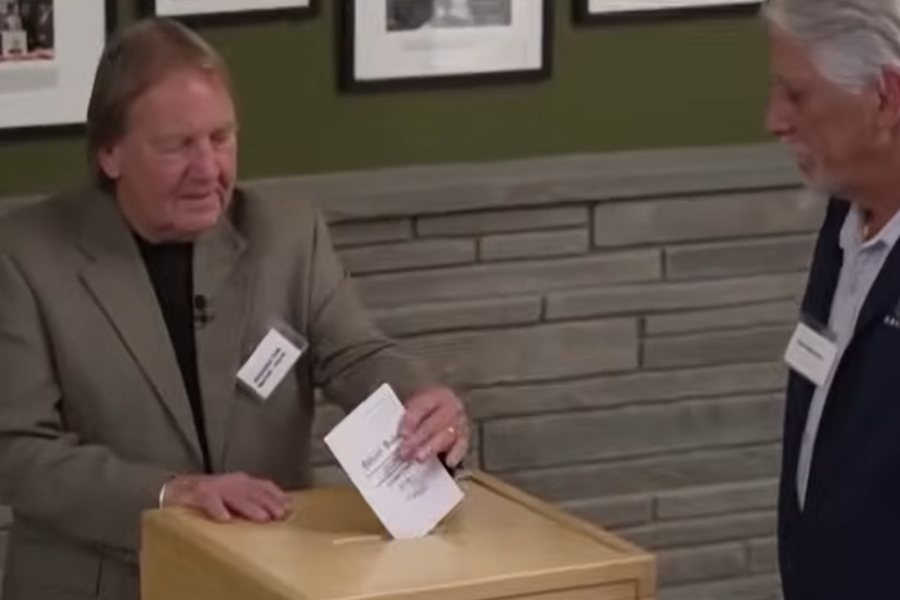 Εκλογές στις ΗΠΑ: Απόλυτη ισοπαλία Χάρις -Τραμπ στο πρώτο επίσημο αποτέλεσμα (βίντεο)