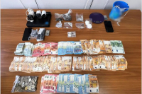 Αστυνομική επιχείρηση στην Αττική: Πέντε συλλήψεις για κατοχή και διακίνηση ναρκωτικών