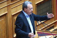 Φάμελλος: Για ποια μέτρα μείωσης της γραφειοκρατίας μιλάει ο πρωθυπουργός, γι’ αυτά υπέρ των "γαλάζιων ακρίδων";»