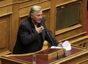 Παπαχριστόπουλος: Ούτε μία στο δισεκατομμύριο να πέσει η κυβέρνηση