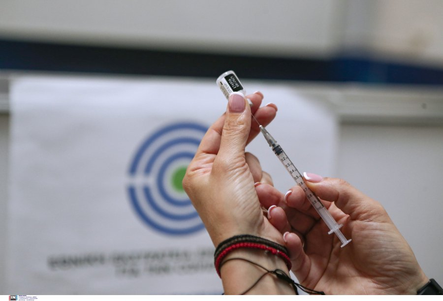 Παπαευαγγέλου: Ίσως και αύριο οι αποφάσεις για τον εμβολιασμό των παιδιών