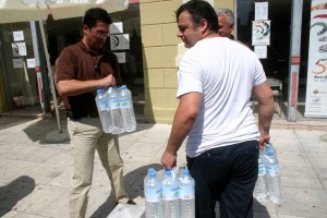 Σίγουρα ως τα μεσάνυχτα χωρίς νερό η Θεσσαλονίκη - Στα όρια τους οι κάτοικοι